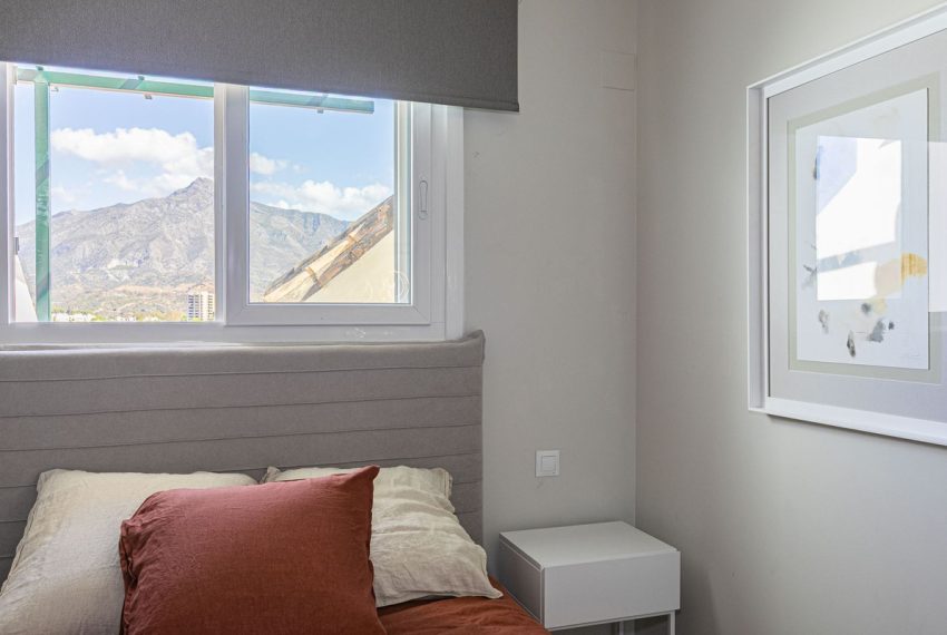 R5182321-Apartment-For-Sale-Nueva-Andalucia-Penthouse-Duplex-3-Beds-115-Built-12