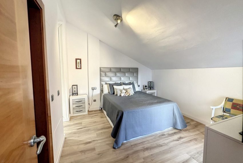 R5182474-Apartment-For-Sale-San-Pedro-de-Alcantara-Penthouse-4-Beds-163-Built-3