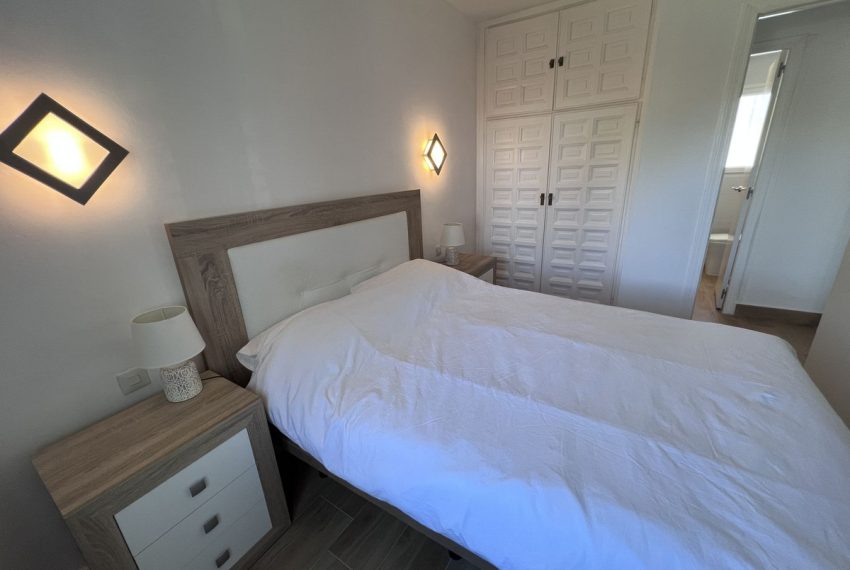R5182573-Apartment-For-Sale-El-Paraiso-Penthouse-1-Beds-53-Built-10