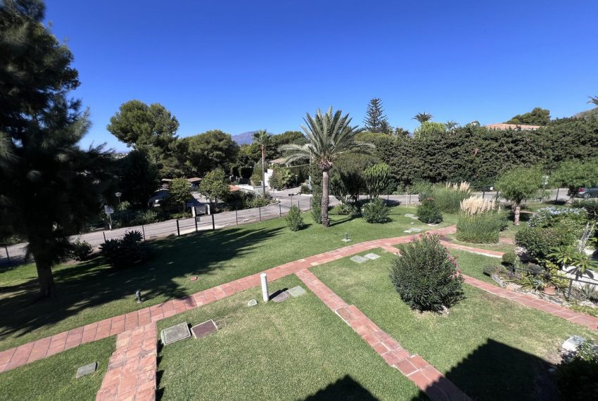 R5182573-Apartment-For-Sale-El-Paraiso-Penthouse-1-Beds-53-Built-5
