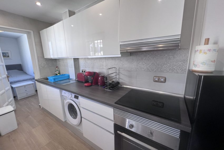 R5182573-Apartment-For-Sale-El-Paraiso-Penthouse-1-Beds-53-Built-8