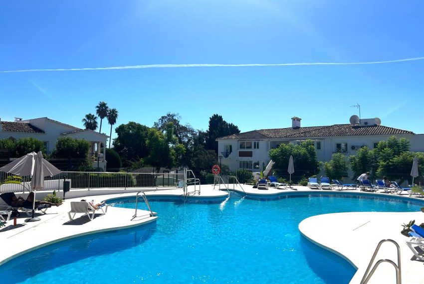 R5182573-Apartment-For-Sale-El-Paraiso-Penthouse-1-Beds-53-Built