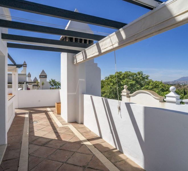 R5182582-Image 1-Penthouse Duplex - 2 Beds - 158 Built