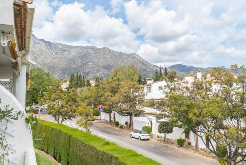 R5182621-Apartment-For-Sale-The-Golden-Mile-Middle-Floor-3-Beds-142-Built-18