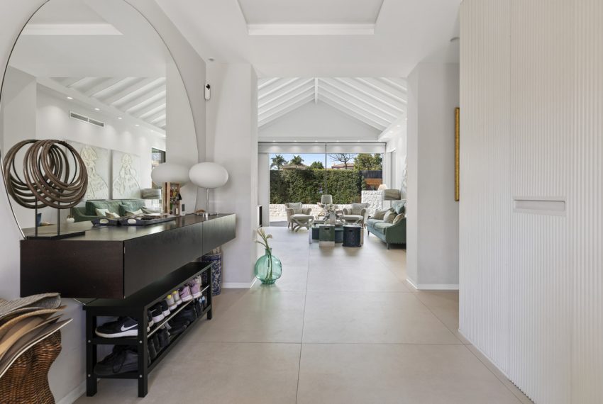 R5182648-Villa-For-Sale-Guadalmina-Alta-Detached-5-Beds-287-Built-16