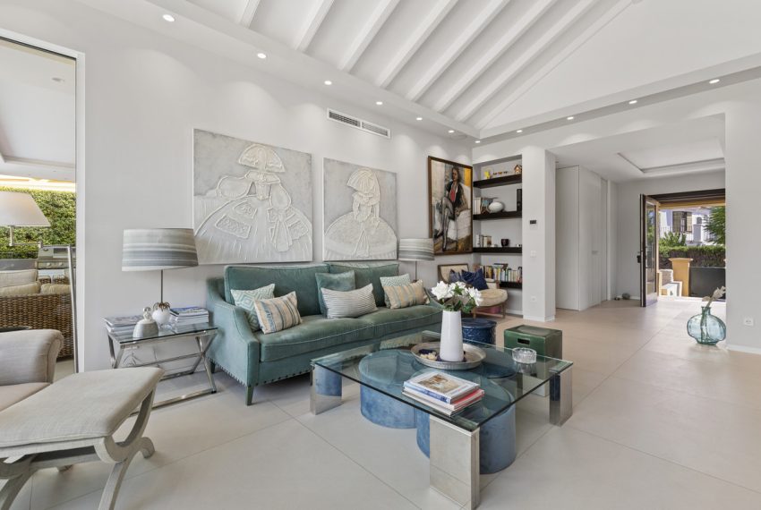 R5182648-Villa-For-Sale-Guadalmina-Alta-Detached-5-Beds-287-Built-4