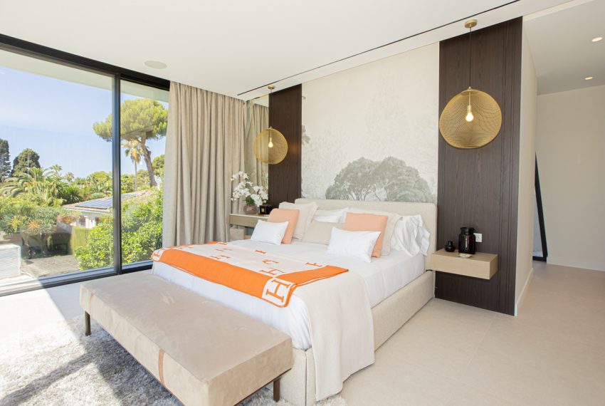 R5182747-Villa-For-Sale-Los-Monteros-Detached-6-Beds-741-Built-11