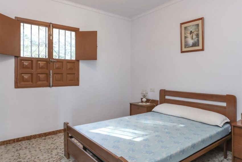 R5183074-Villa-For-Sale-Guaro-Finca-3-Beds-85-Built-5