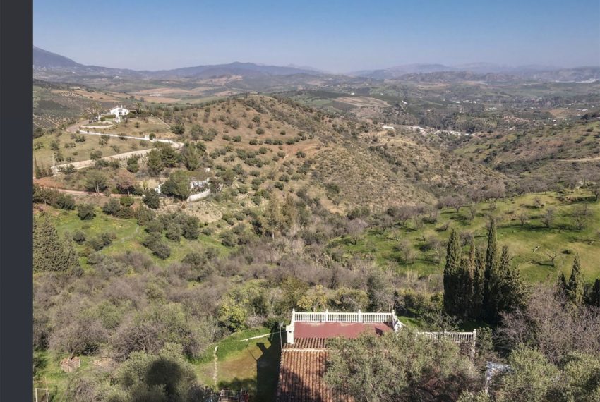 R5183074-Villa-For-Sale-Guaro-Finca-3-Beds-85-Built-8