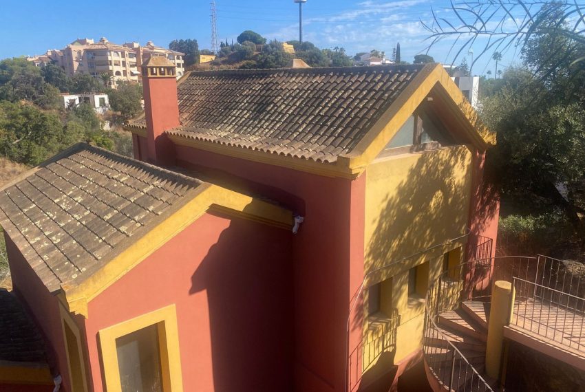 R5183110-Villa-For-Sale-Elviria-Detached-6-Beds-525-Built-10