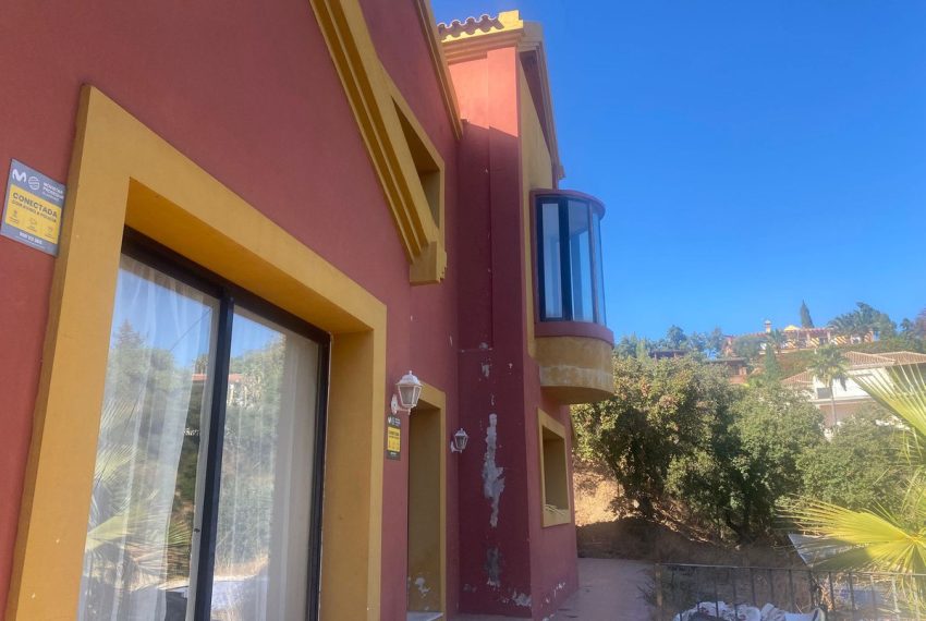 R5183110-Villa-For-Sale-Elviria-Detached-6-Beds-525-Built-6