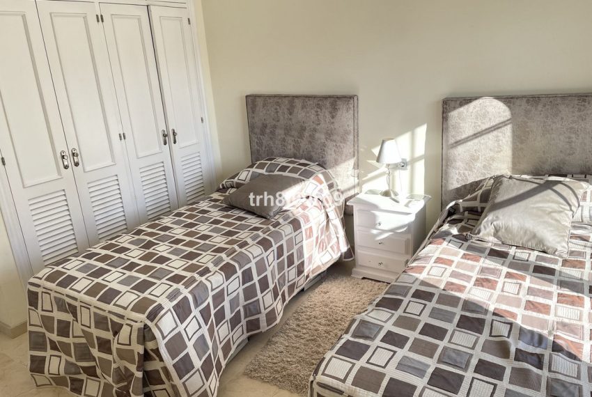 R5183200-Villa-For-Sale-New-Golden-Mile-Detached-3-Beds-178-Built-10