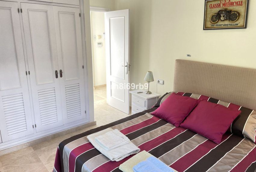 R5183200-Villa-For-Sale-New-Golden-Mile-Detached-3-Beds-178-Built-13