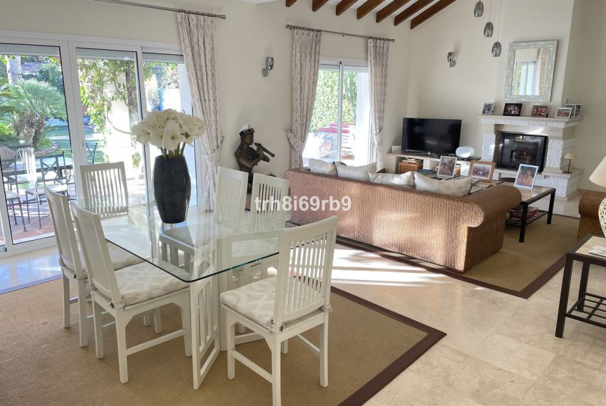 R5183200-Villa-For-Sale-New-Golden-Mile-Detached-3-Beds-178-Built-3
