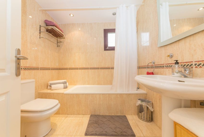 R5183269-Apartment-For-Sale-Nueva-Andalucia-Middle-Floor-2-Beds-110-Built-13