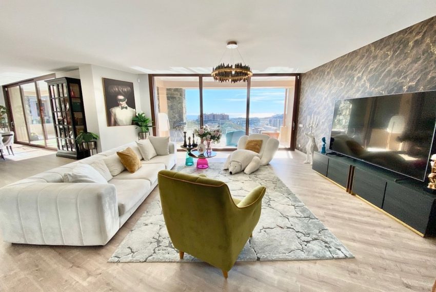 R5183332-Apartment-For-Sale-Benahavis-Middle-Floor-4-Beds-244-Built