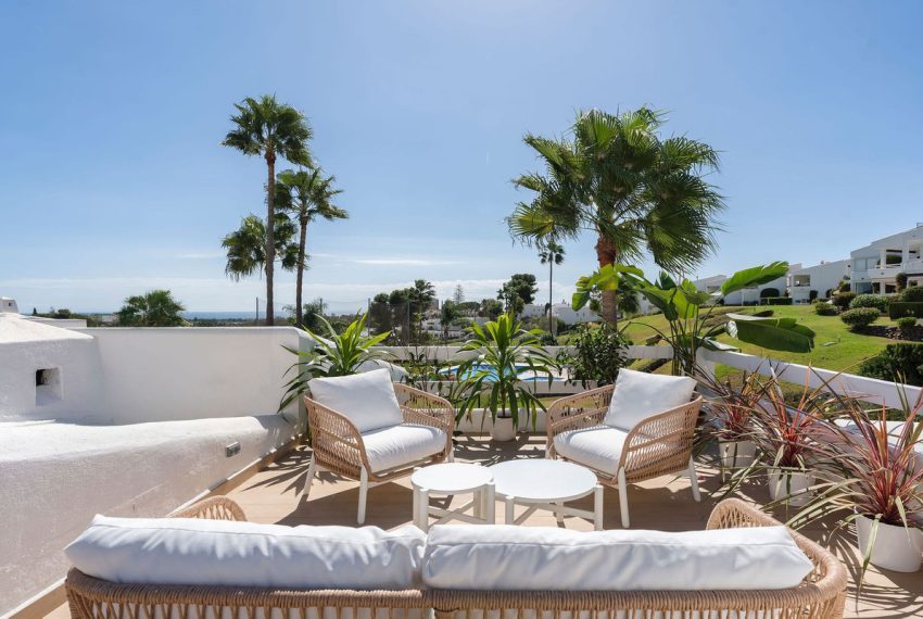 R5183746-Apartment-For-Sale-Nueva-Andalucia-Penthouse-Duplex-2-Beds-73-Built-1