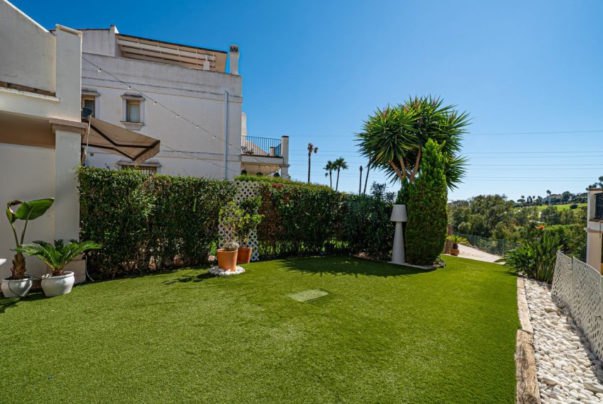 R5183833-Villa-For-Sale-Estepona-Semi-Detached-4-Beds-244-Built-6