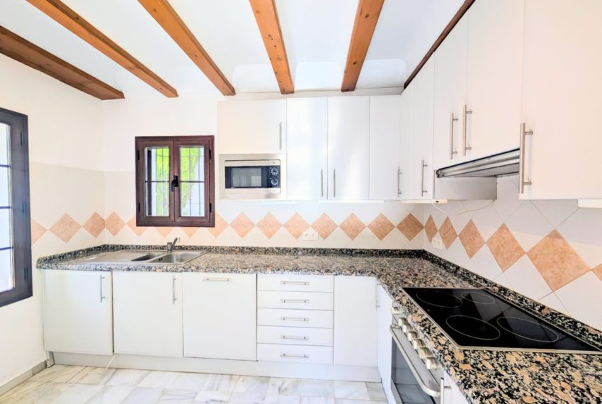 R5184070-Townhouse-For-Sale-Nagueles-Semi-Detached-3-Beds-145-Built-10