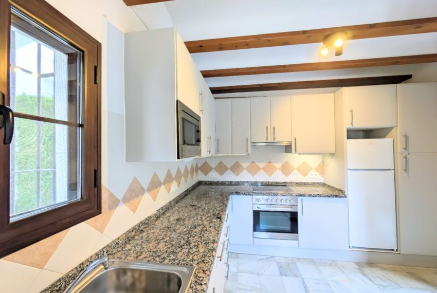 R5184070-Townhouse-For-Sale-Nagueles-Semi-Detached-3-Beds-145-Built-11