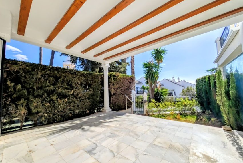 R5184070-Townhouse-For-Sale-Nagueles-Semi-Detached-3-Beds-145-Built-12