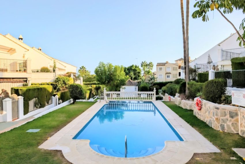 R5184070-Townhouse-For-Sale-Nagueles-Semi-Detached-3-Beds-145-Built-17