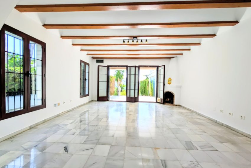 R5184070-Townhouse-For-Sale-Nagueles-Semi-Detached-3-Beds-145-Built-7