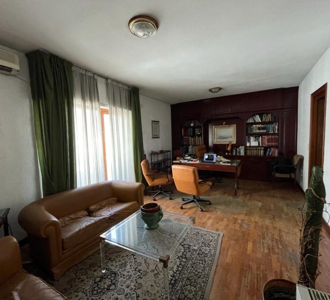 R5184100-Image 1-Middle Floor - 3 Beds - 145 Built