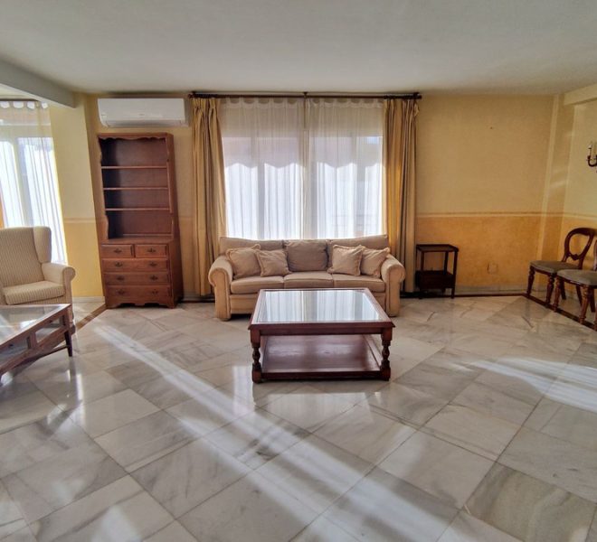 R5184301-Image 1-Middle Floor - 4 Beds - 158 Built