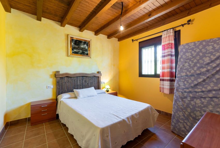 R5184334-Villa-For-Sale-Coin-Detached-2-Beds-96-Built-7