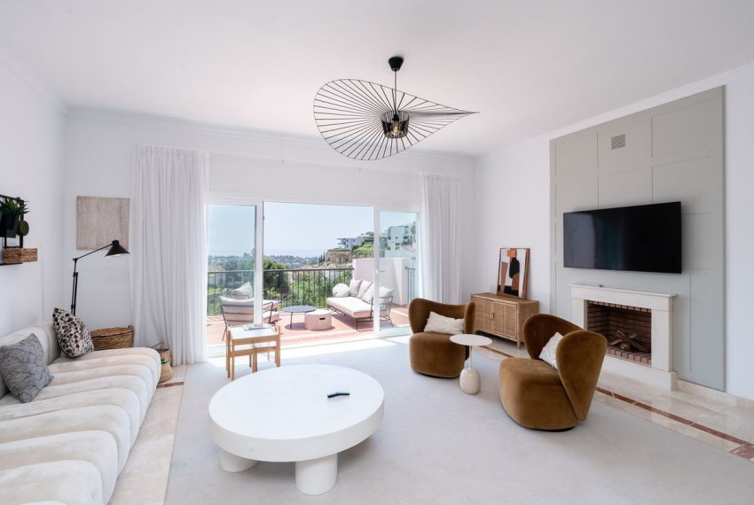 R5185270-Apartment-For-Sale-El-Paraiso-Penthouse-2-Beds-121-Built-1