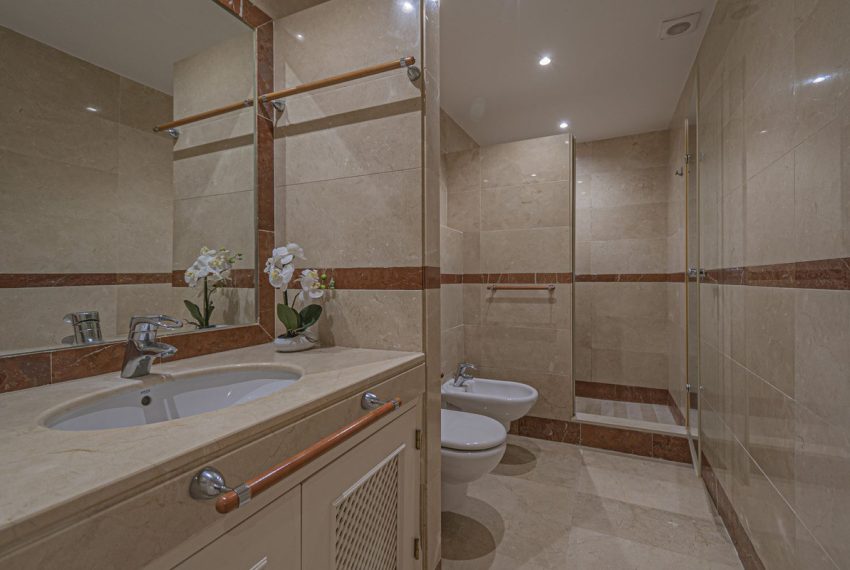 R5185318-Apartment-For-Sale-The-Golden-Mile-Middle-Floor-2-Beds-112-Built-15