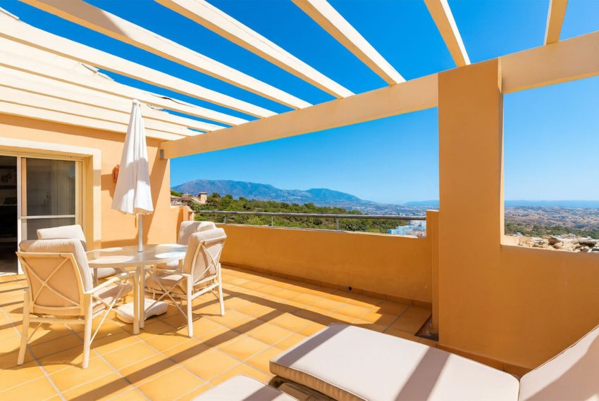 R5185348-Apartment-For-Sale-La-Mairena-Penthouse-2-Beds-111-Built