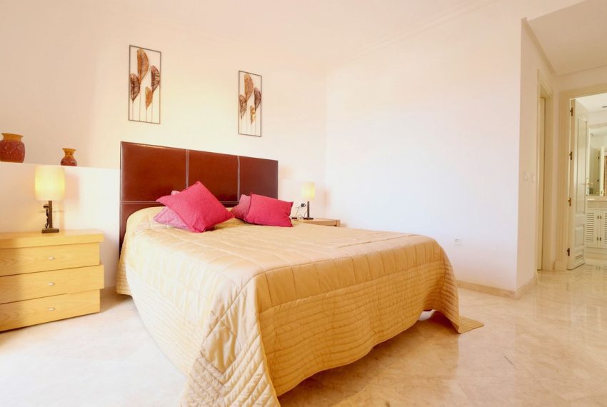 R5185348-Apartment-For-Sale-La-Mairena-Penthouse-2-Beds-111-Built-9