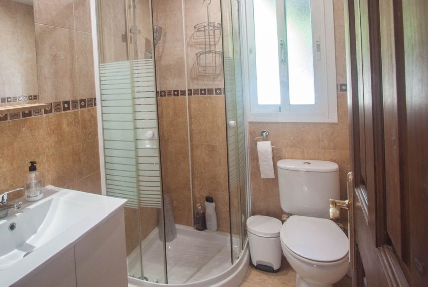 R5185921-Villa-For-Sale-Estepona-Finca-5-Beds-230-Built-18