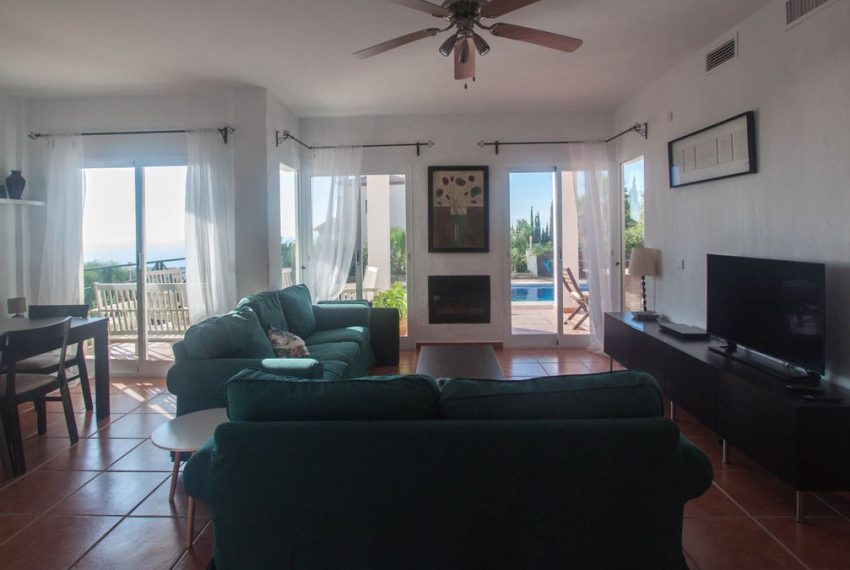 R5185921-Villa-For-Sale-Estepona-Finca-5-Beds-230-Built-7