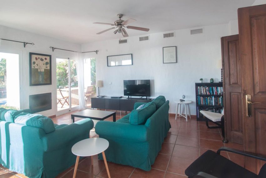 R5185921-Villa-For-Sale-Estepona-Finca-5-Beds-230-Built-9