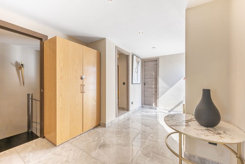 R5186050-Apartment-For-Sale-Puerto-Banus-Penthouse-Duplex-4-Beds-207-Built-11