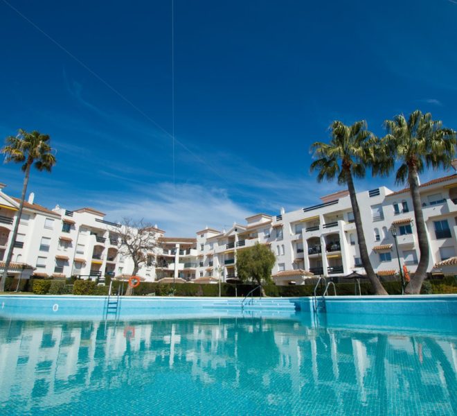 R5186098-Image 1-Middle Floor - 3 Beds - 124 Built