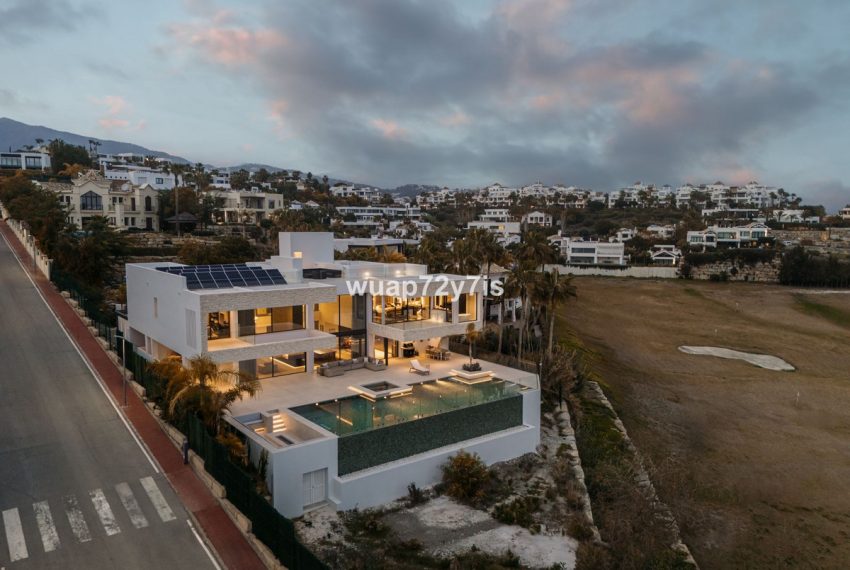 R5186116-Villa-For-Sale-Benahavis-Detached-4-Beds-1394-Built-1