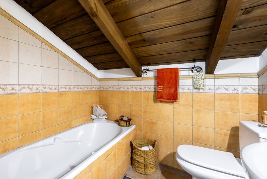 R5186143-Villa-For-Sale-Coin-Finca-3-Beds-158-Built-18