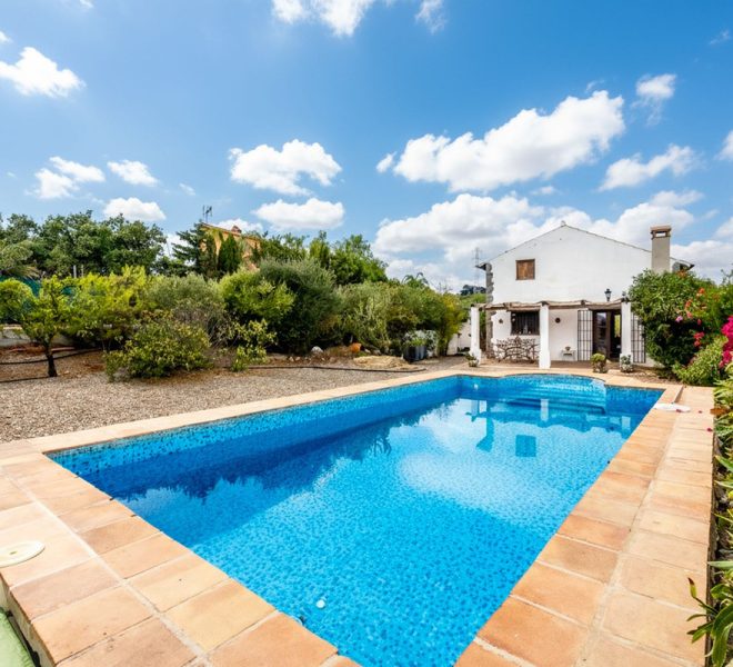 R5186143-Image 1-Finca - 3 Beds - 158 Built