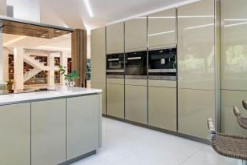 R5186215-Villa-For-Sale-Marbella-Detached-5-Beds-485-Built-10