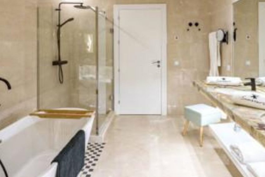 R5186215-Villa-For-Sale-Marbella-Detached-5-Beds-485-Built-16