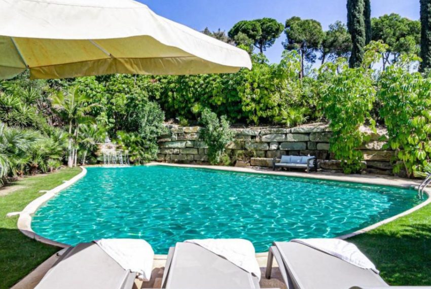 R5186215-Villa-For-Sale-Marbella-Detached-5-Beds-485-Built