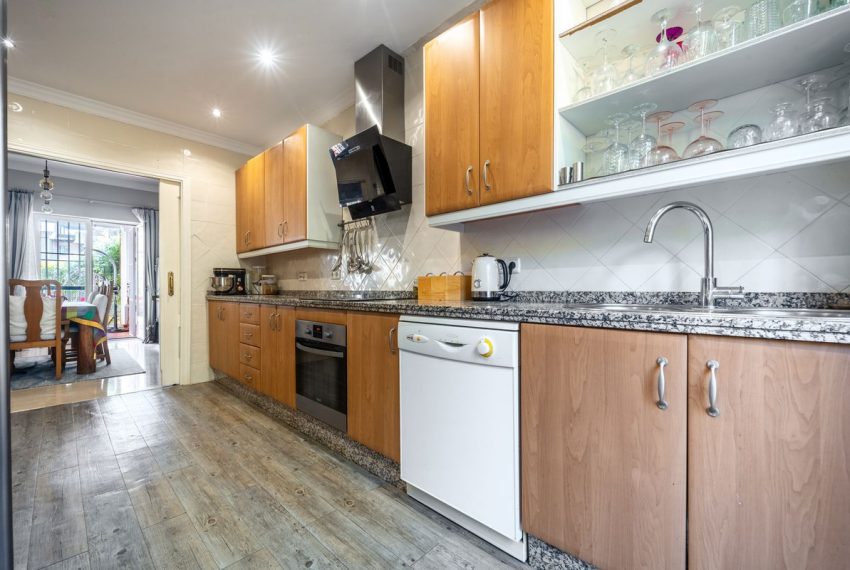 R5186377-Villa-For-Sale-Elviria-Semi-Detached-3-Beds-171-Built-12