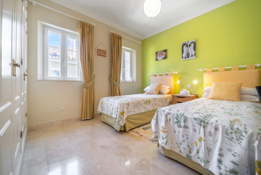 R5186377-Villa-For-Sale-Elviria-Semi-Detached-3-Beds-171-Built-19