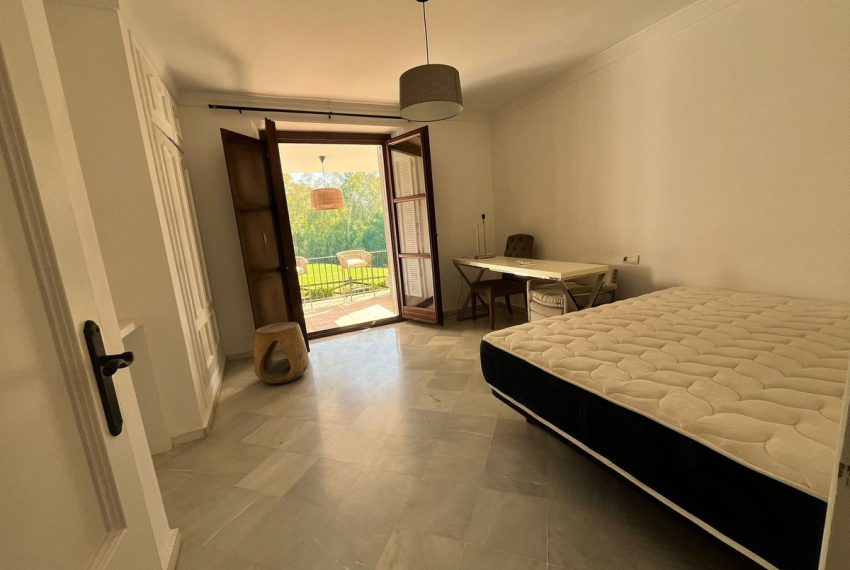 R5186386-Villa-For-Sale-Guadalmina-Alta-Detached-5-Beds-198-Built-10