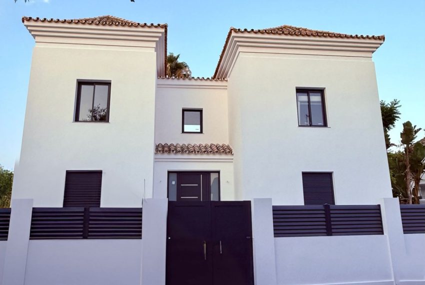 R5186416-Villa-For-Sale-Marbella-Detached-5-Beds-390-Built-1