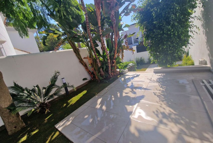 R5186416-Villa-For-Sale-Marbella-Detached-5-Beds-390-Built-19